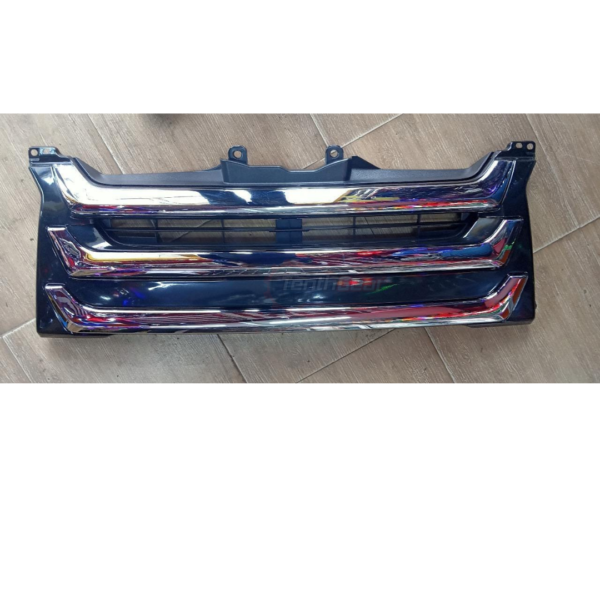 Toyota Hiace 7L Grille
