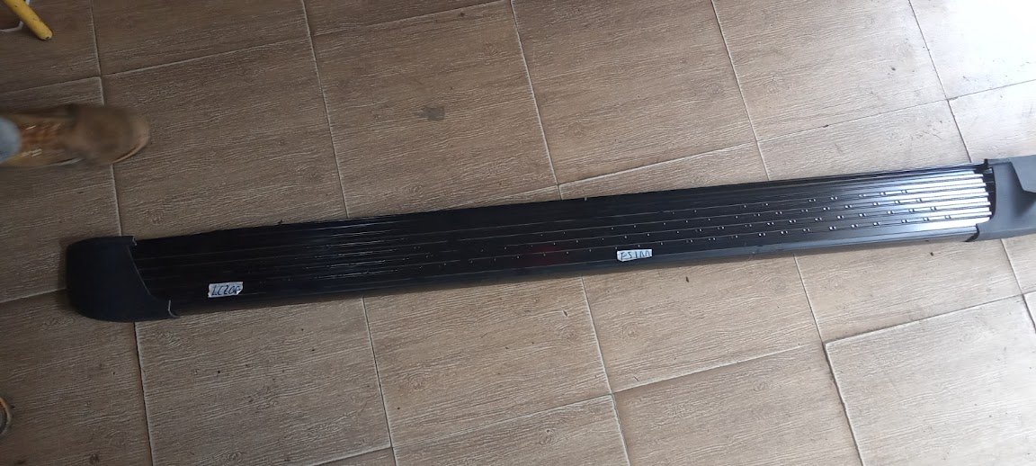 Side Steps Land Cruiser FJ100