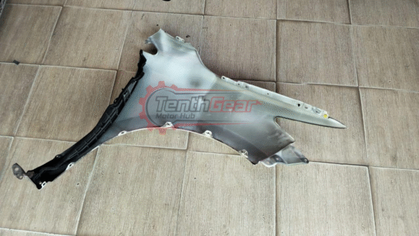 Harrier 2014 Fender Wing Left