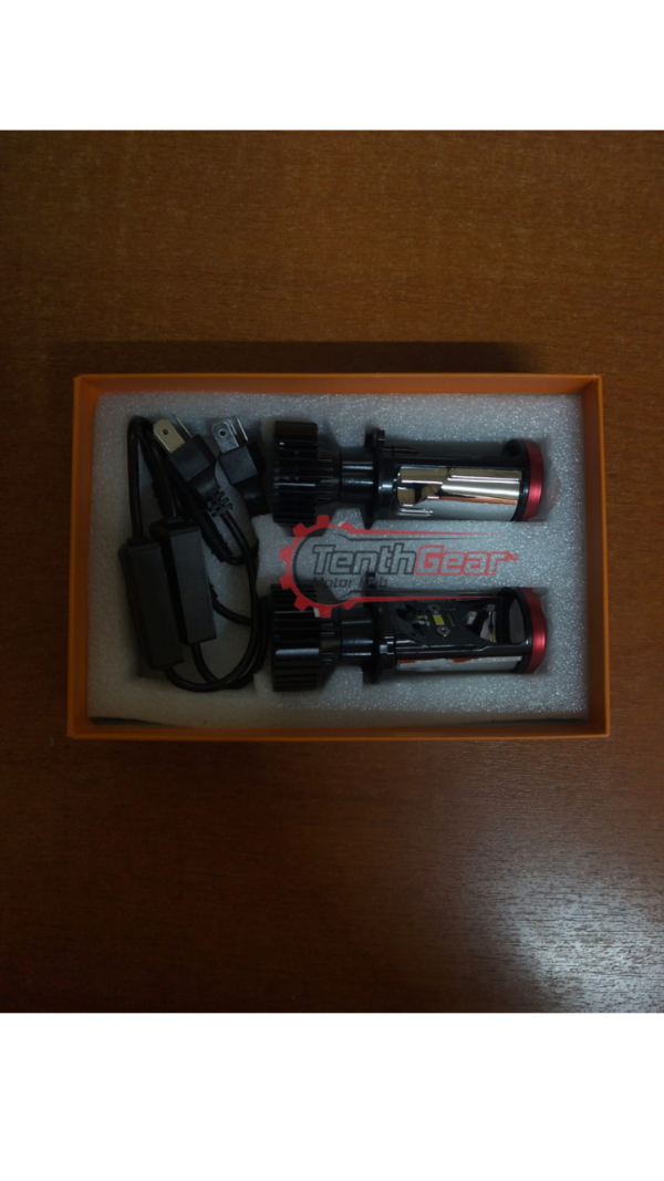 Y8 H4 LED Projector