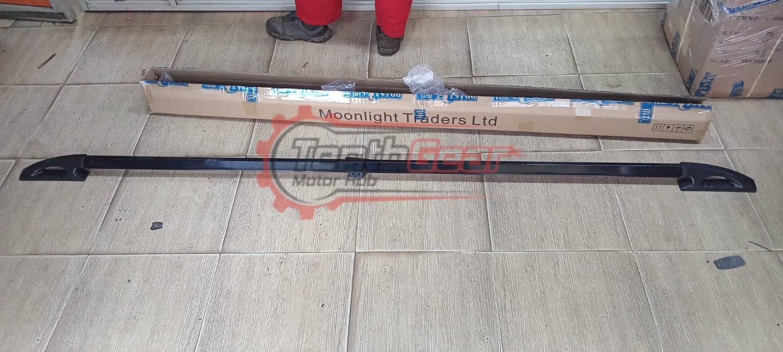 Toyota hiace roof rail .