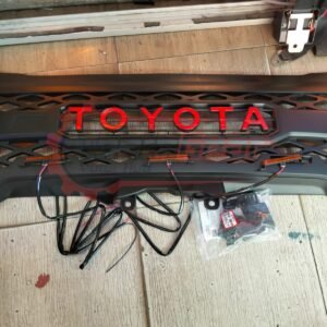 Grill 7l Hiace Toyota