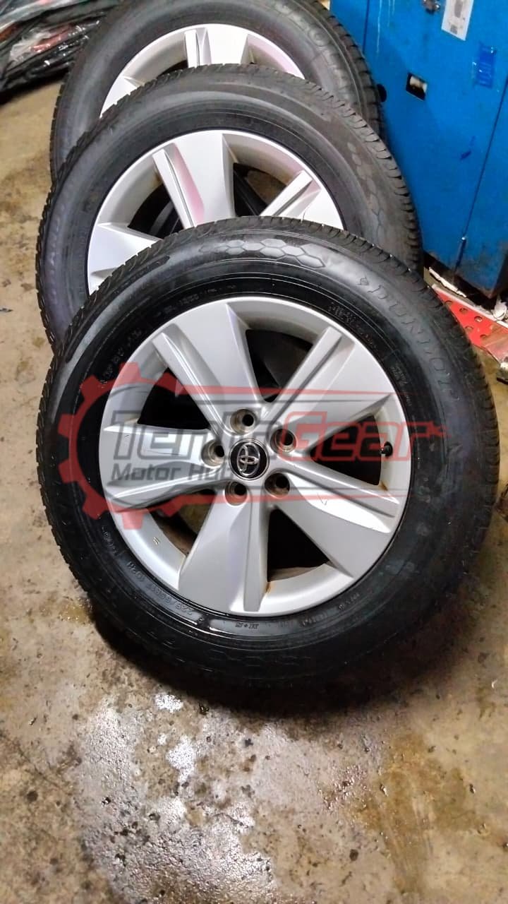 Ex Japan Harrier Rim With tire /PC