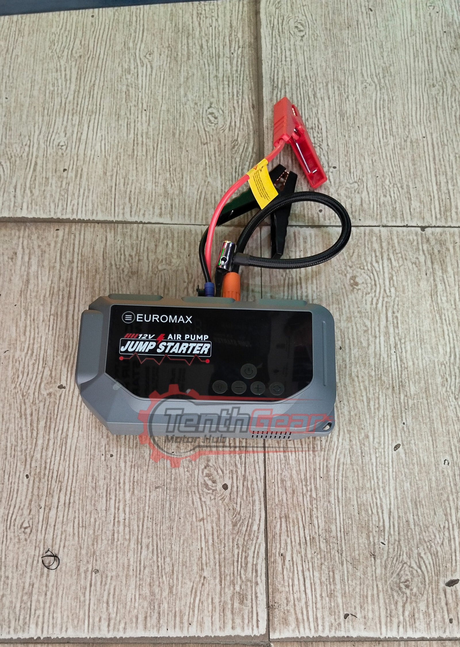 Multifunctional Jump Starter